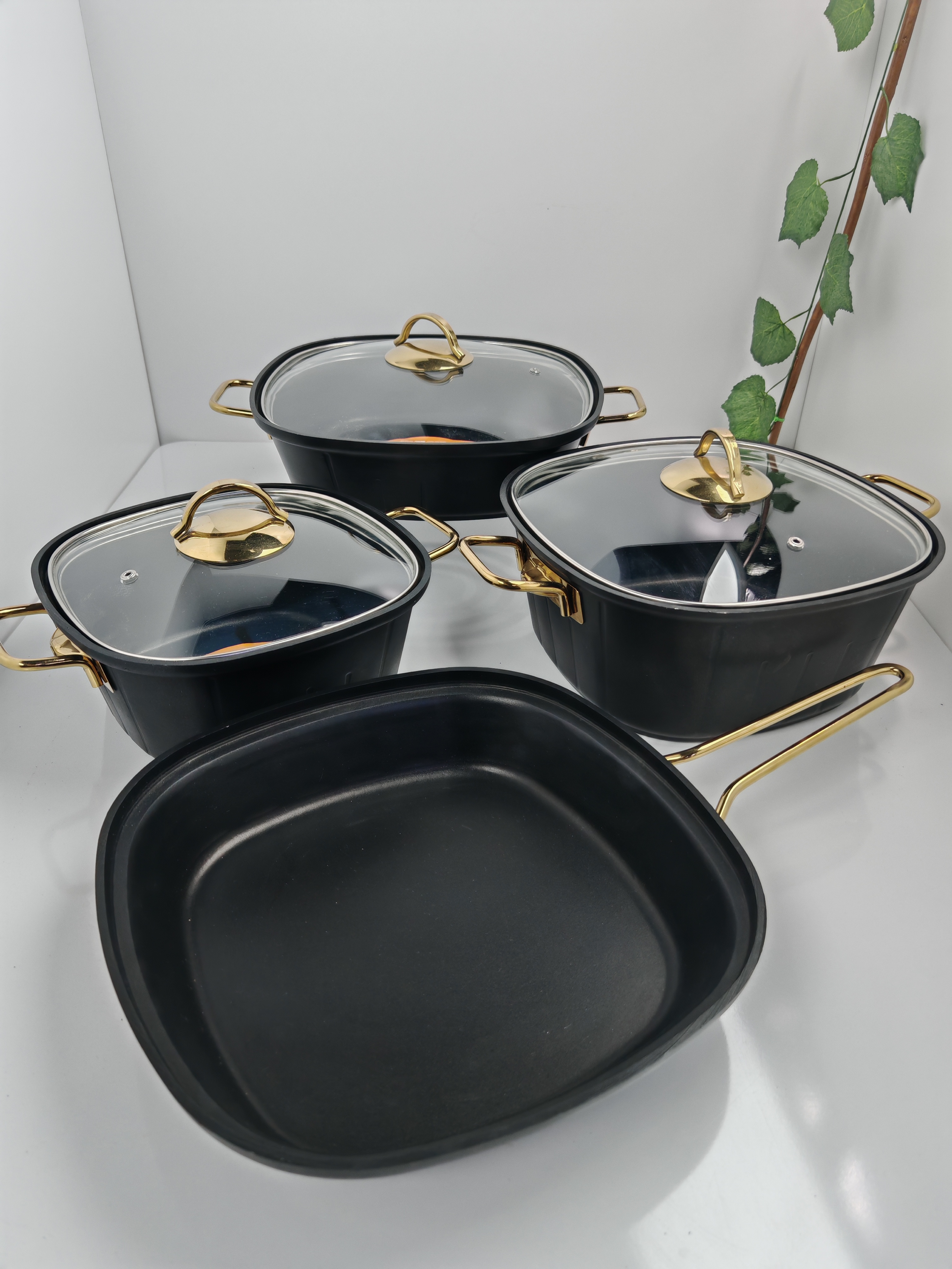 7 Parça Yanmaz Yapışmaz Tencere Seti