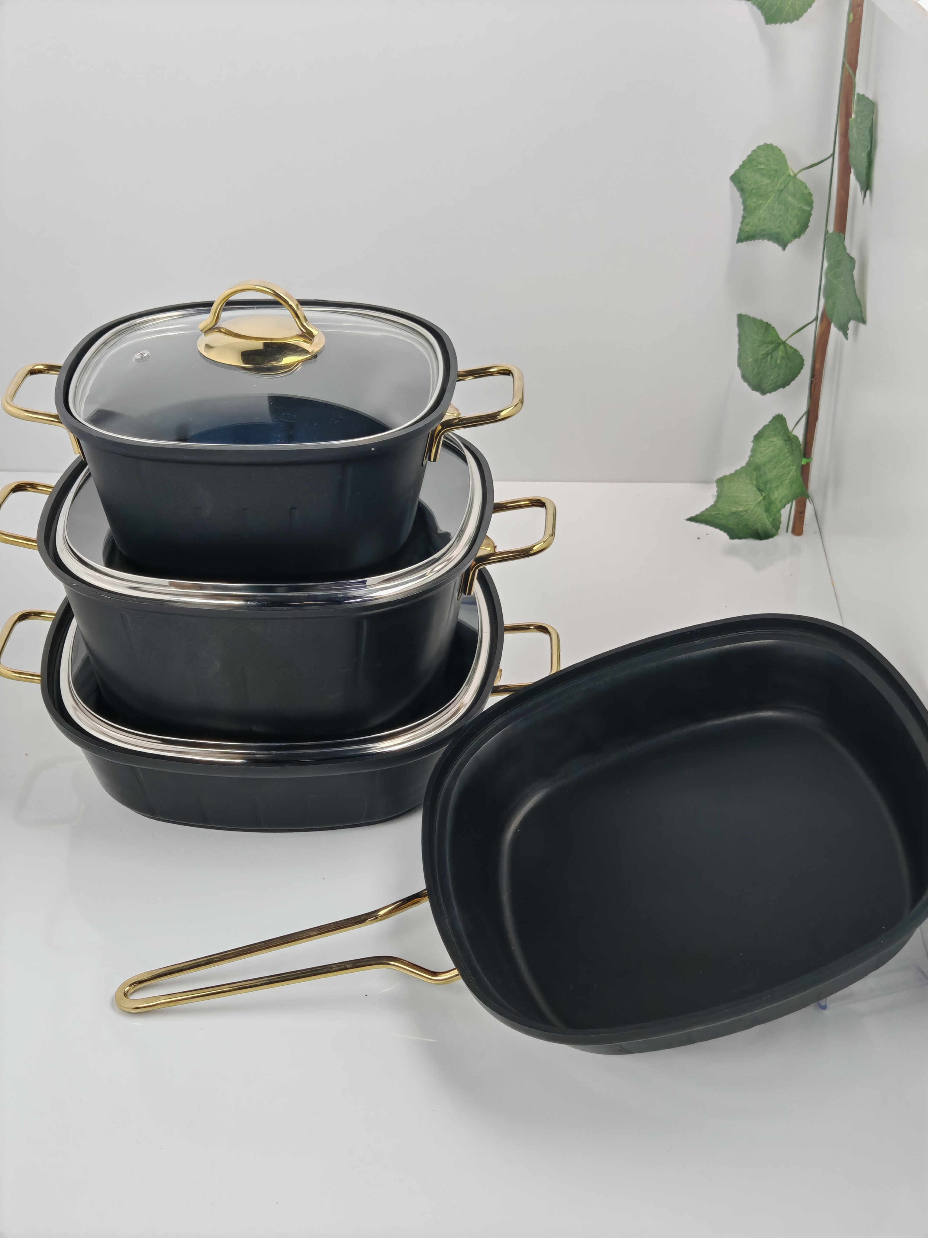 7 Parça Yanmaz Yapışmaz Tencere Seti