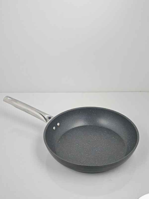 Granit Tava